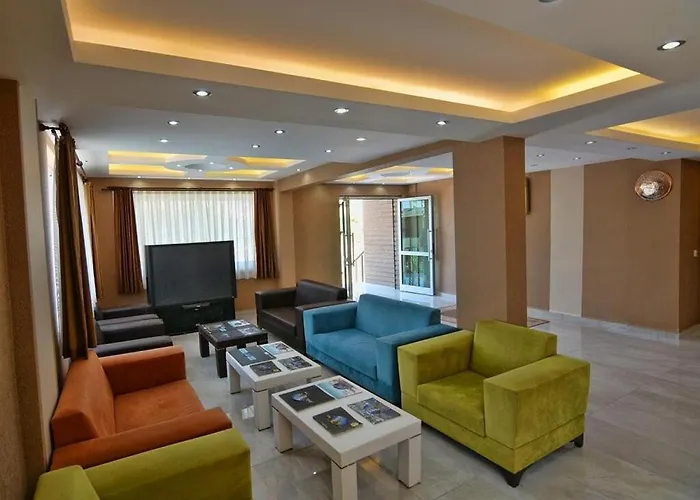 Airport Guelluek Hotel *